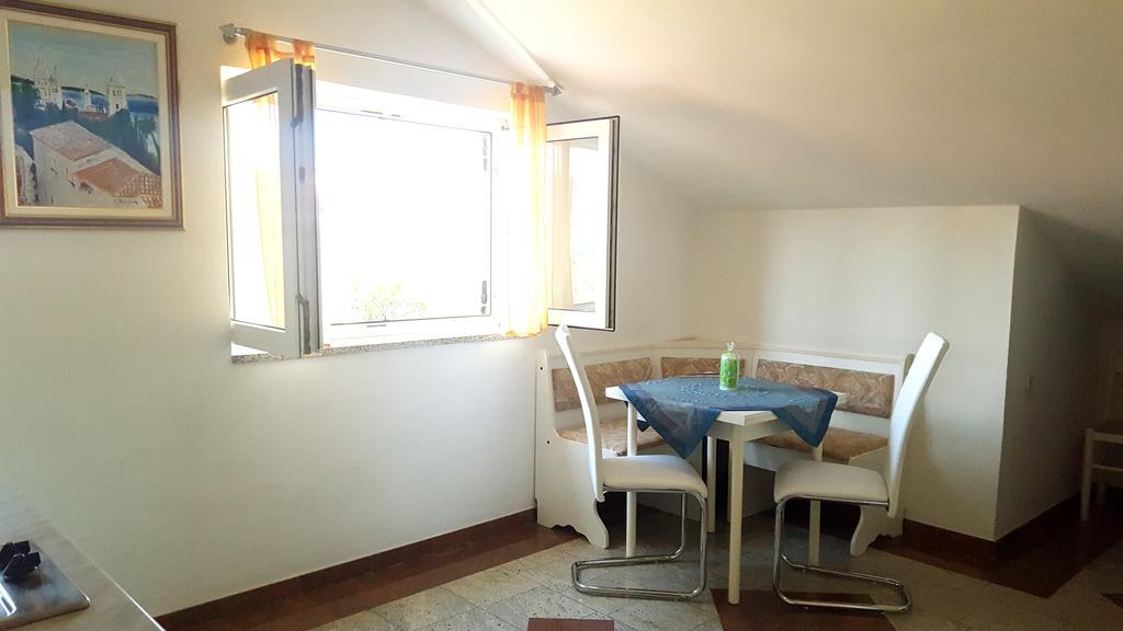 Apartment Lopar Exterior photo